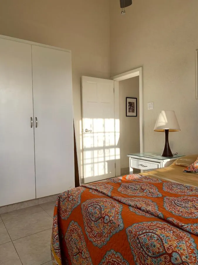 فندق مبيت وإفطار كرايست تشيرش Raivens Nest Bed And Breakfast